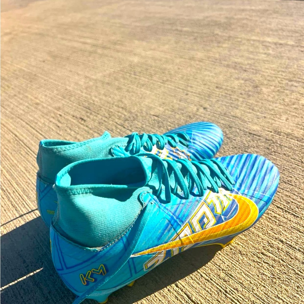 Nike Kids Shoes in Blue and Yellow